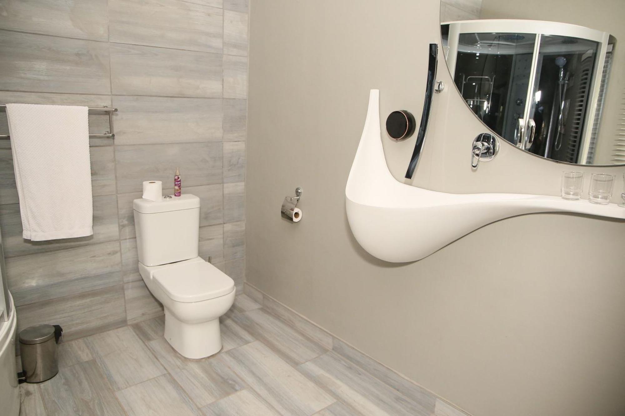 Moonriver Guesthouse Апінгтон Екстер'єр фото